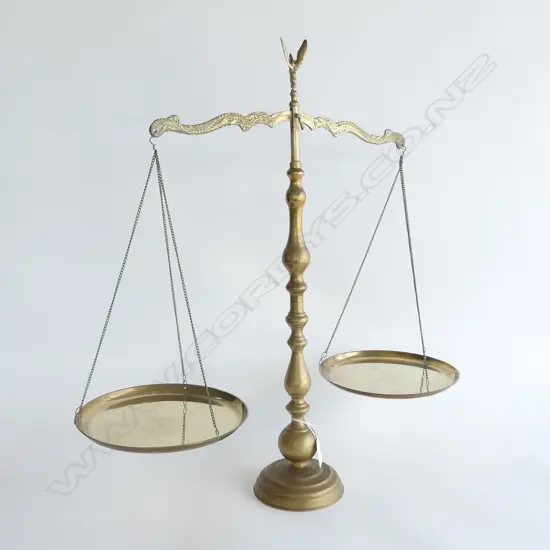 BRASS SCALES H.580mm