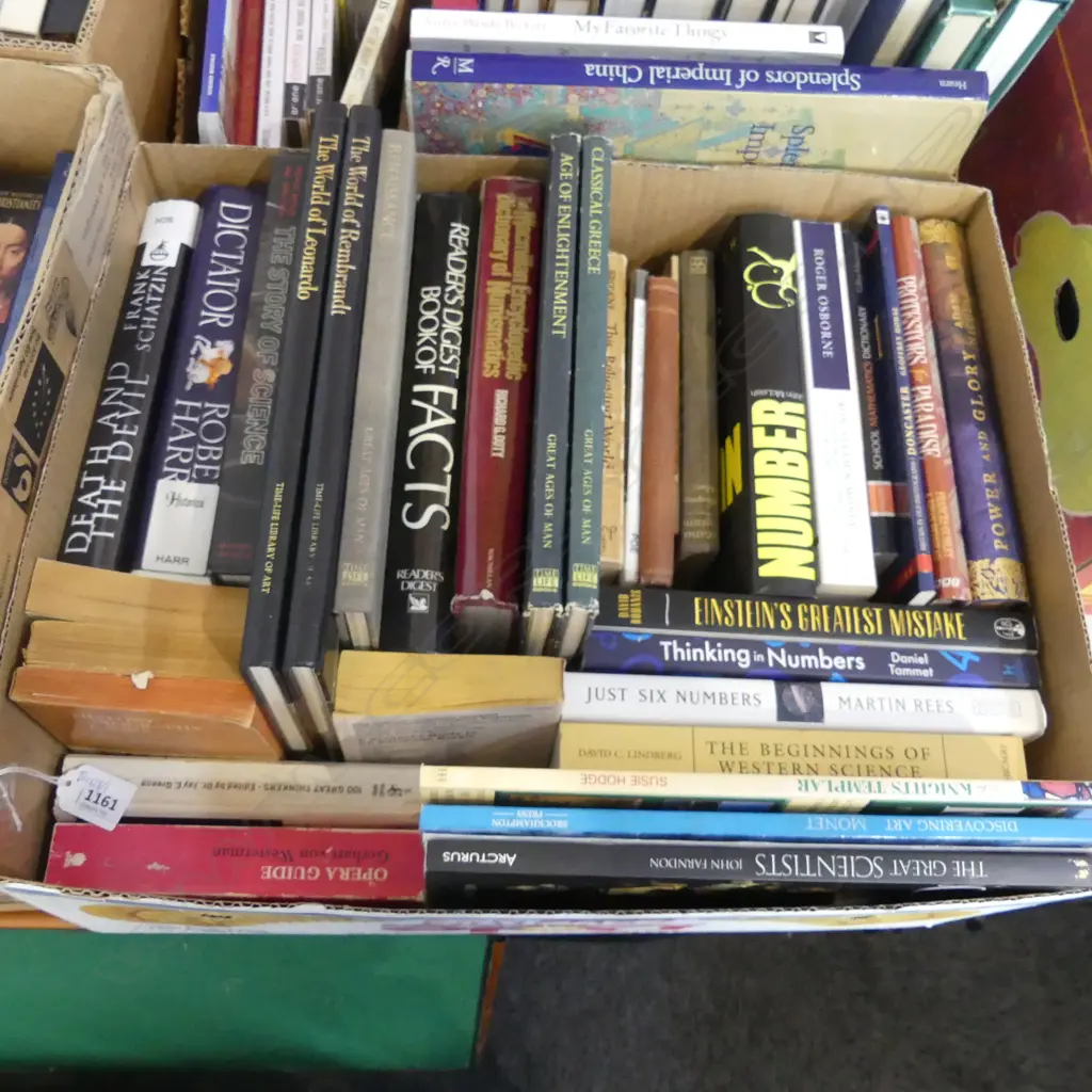 BOX OF ASST BOOKS Image 1++