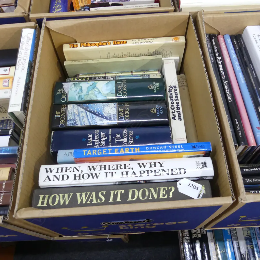 BOX OF ASST BOOKS Image 1++