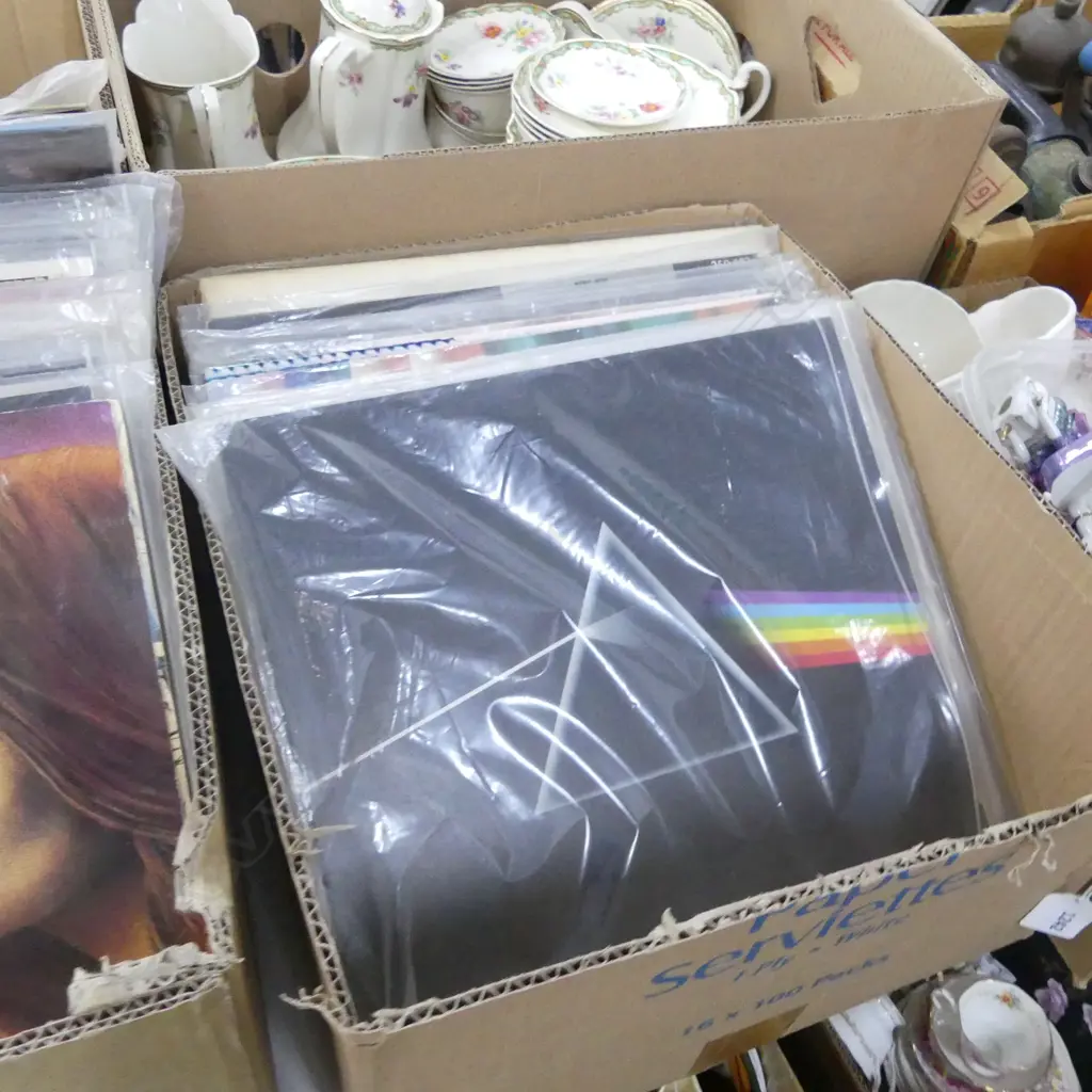 GOOD BOX LOT VINYL RECORDS  Image 1++