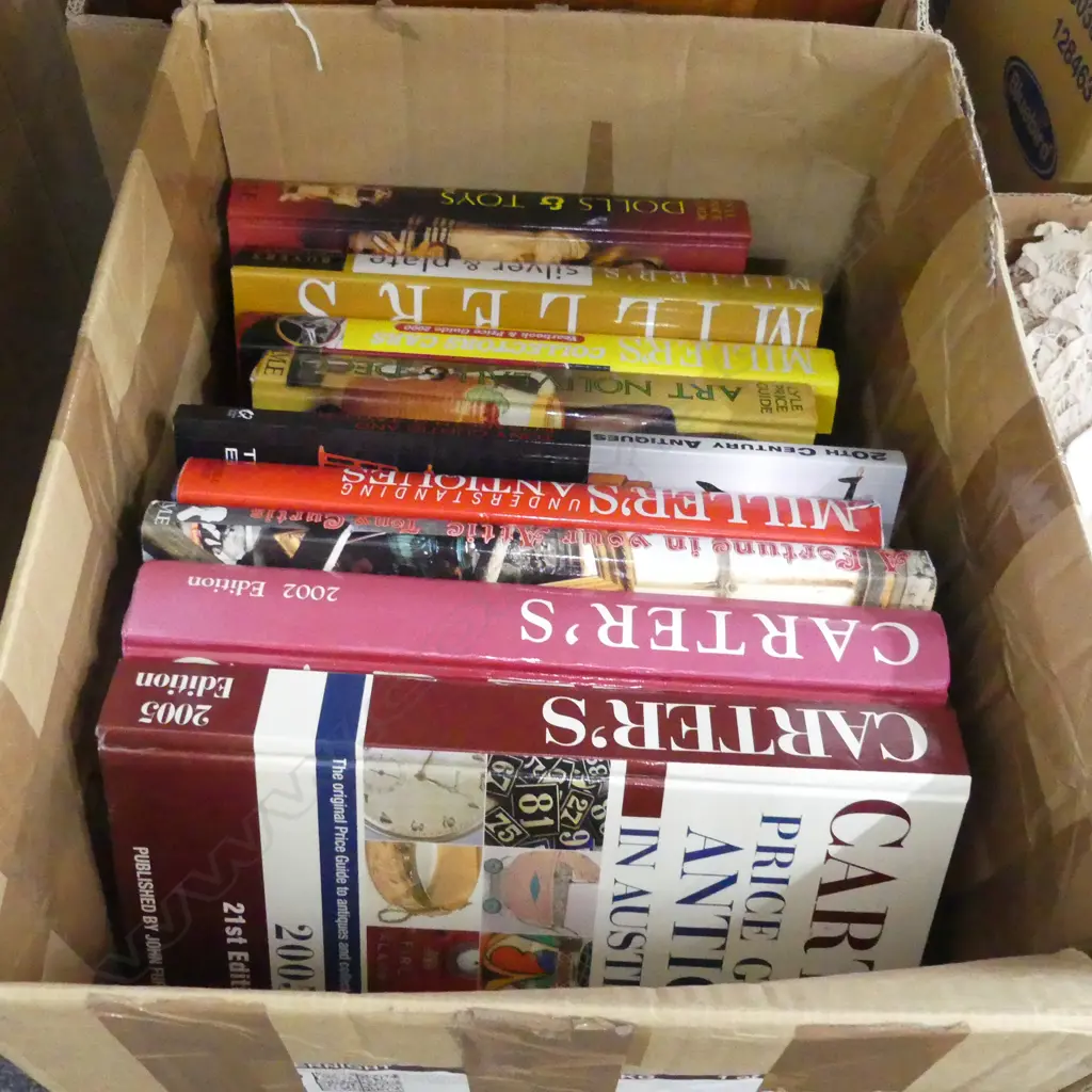 10 ANTIQUES REFERENCE BOOKS Image 1++