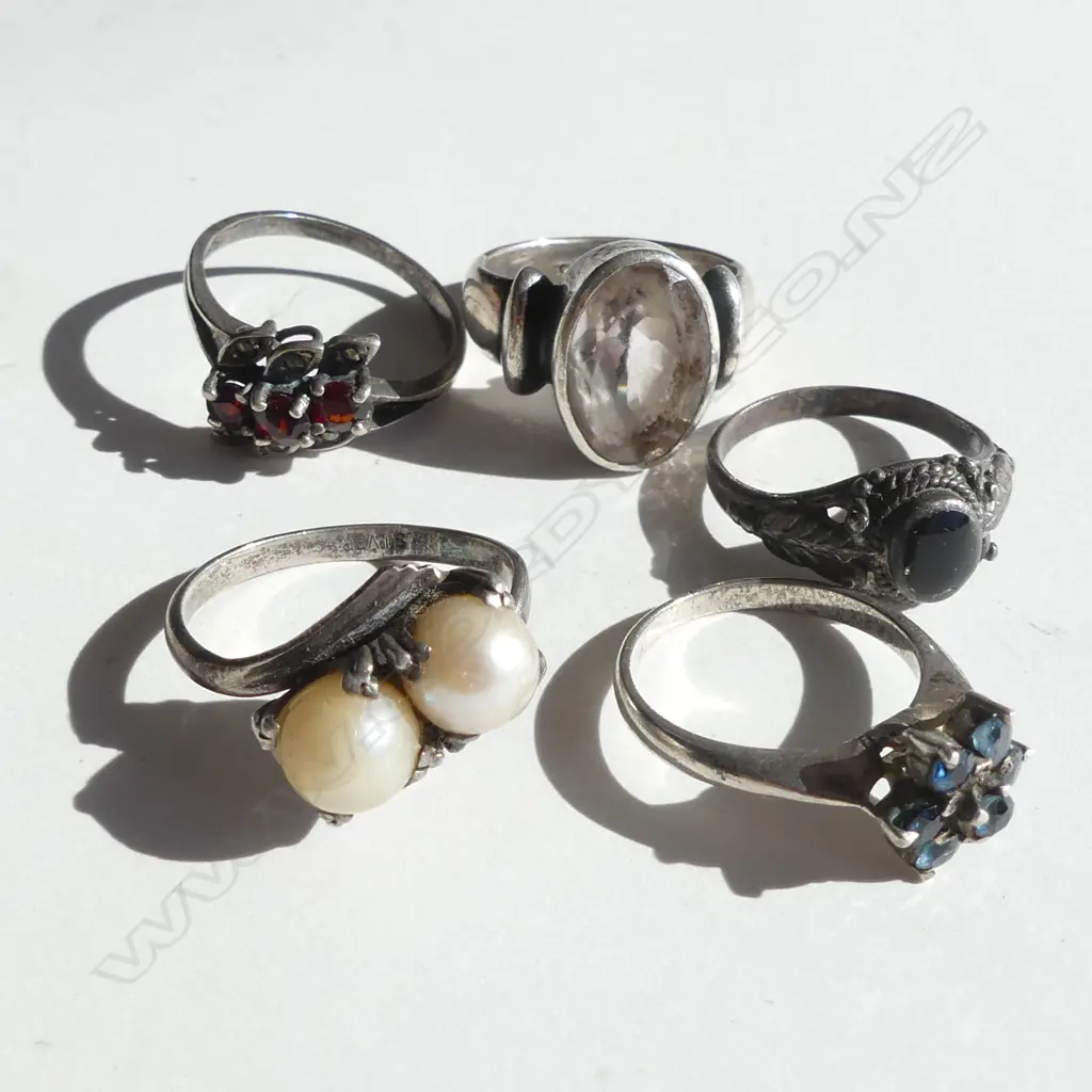 5 STG SILVER LADIES RINGS; PEARL, SAPPHIRE, GARNET ETC.. Image 1++