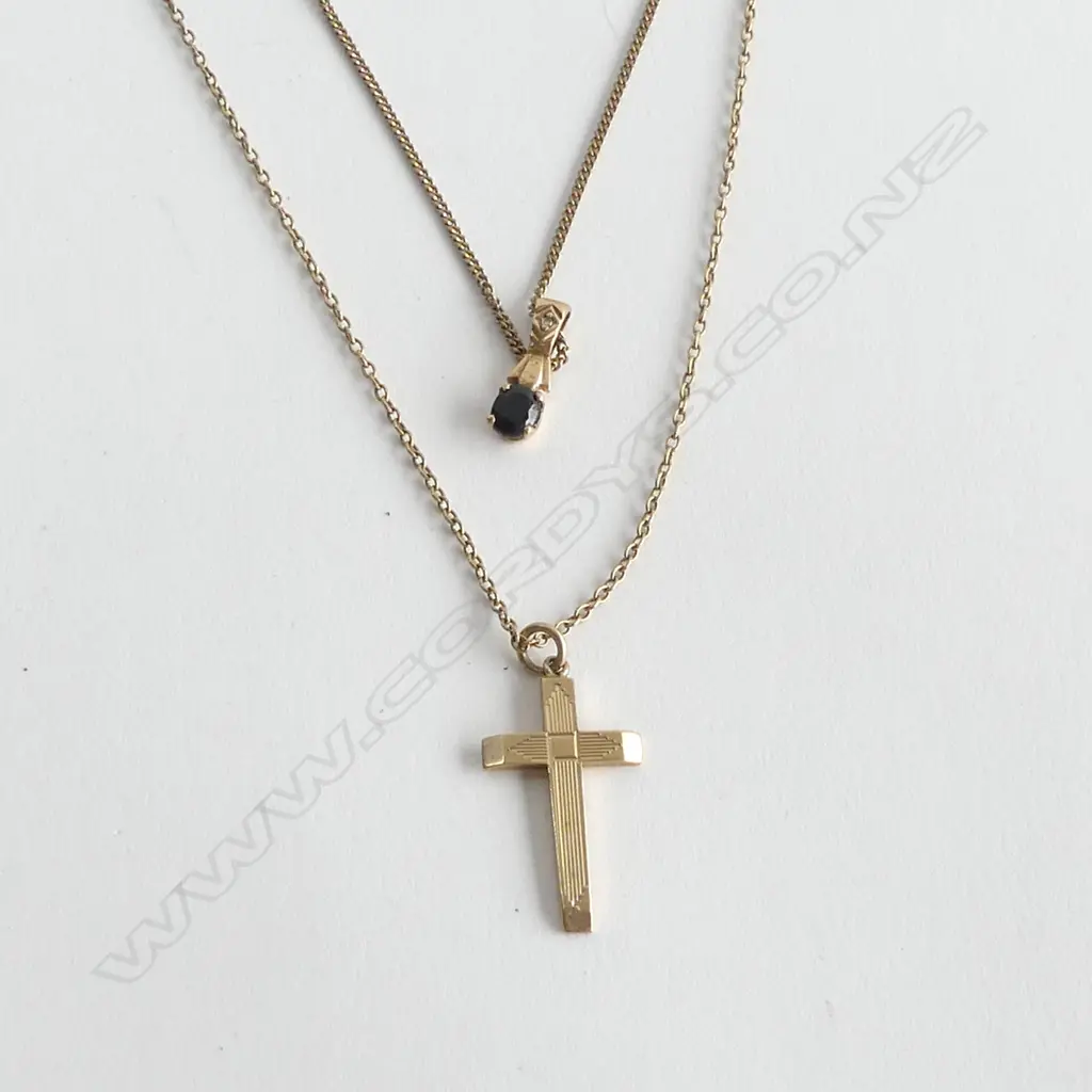2X 9ct PENDANTS: 1 CROSS 1 W SAPPHIRE + 1 9CT GOLD CHAIN. 3.5gms Image 1++