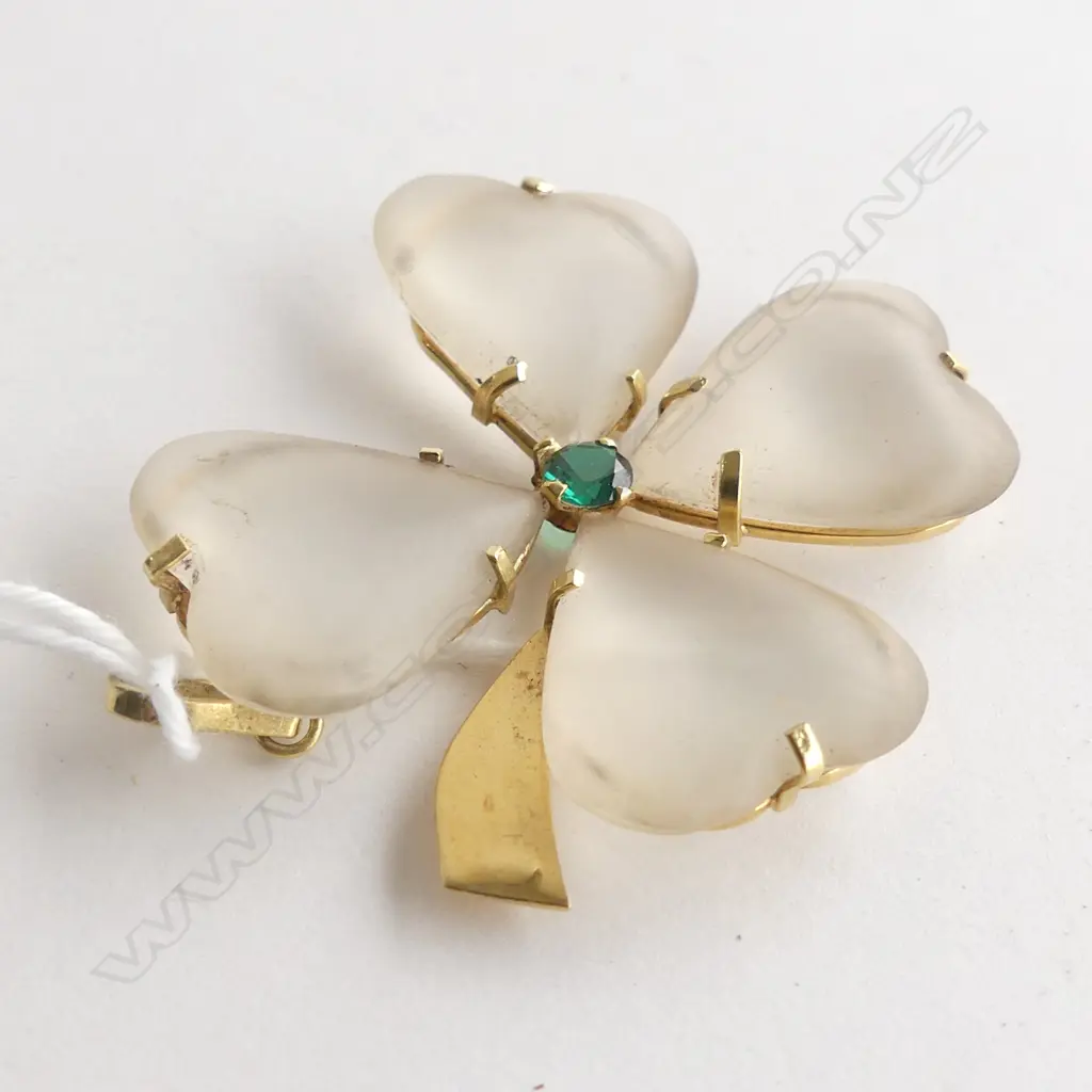 18CT CRYSTAL SHAMROCK PENDANT Image 1++