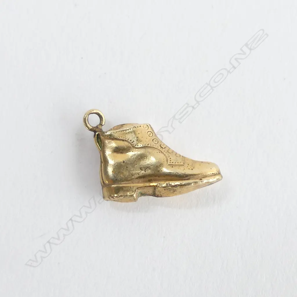 14CT GOLD BOOT CHARM 0.55gm Image 1++