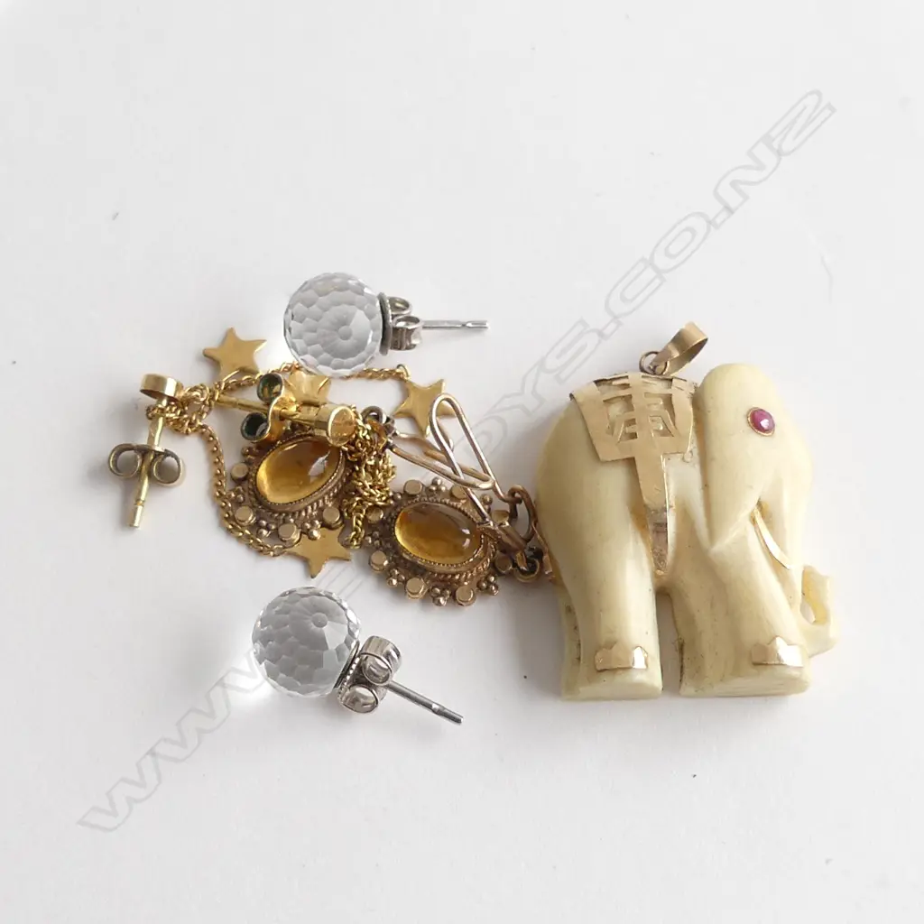 3 PRS EARRINGS; 1 pr GOLD & CITRINE ?+ STARS & CRYSTAL + 14CT & IVORY ELEPHANT PENDANT Image 1++