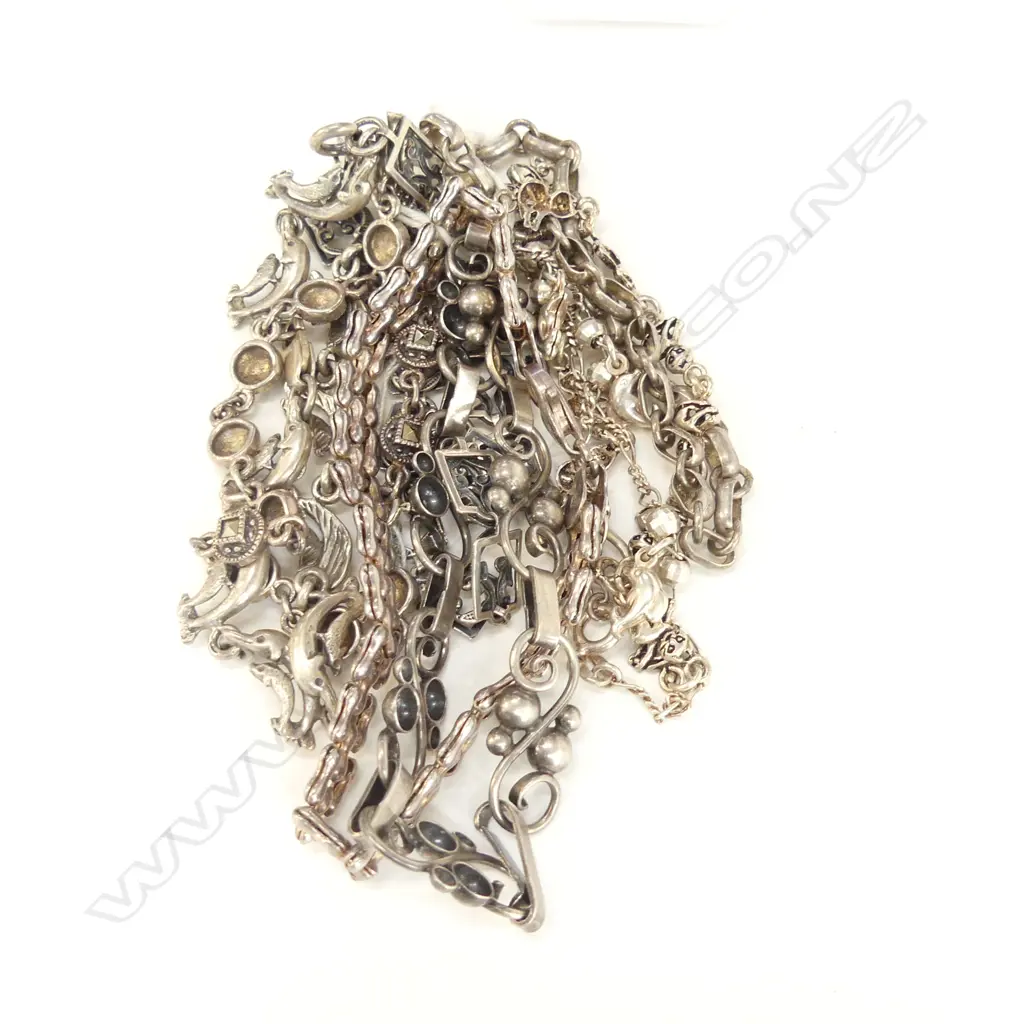8 SMALL STG BRACELETS 58 GRAMS Image 1++