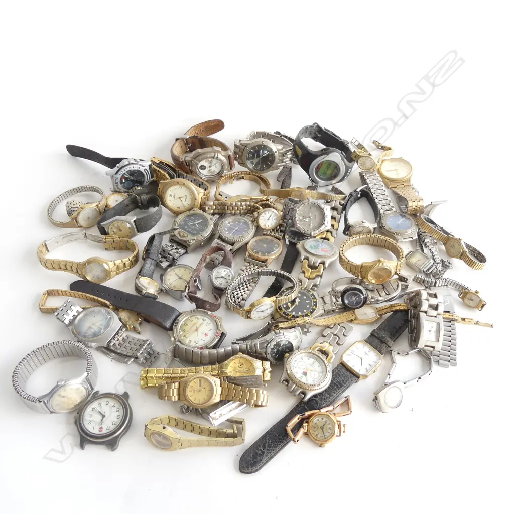 ASST WRISTWATCHES Image 1++