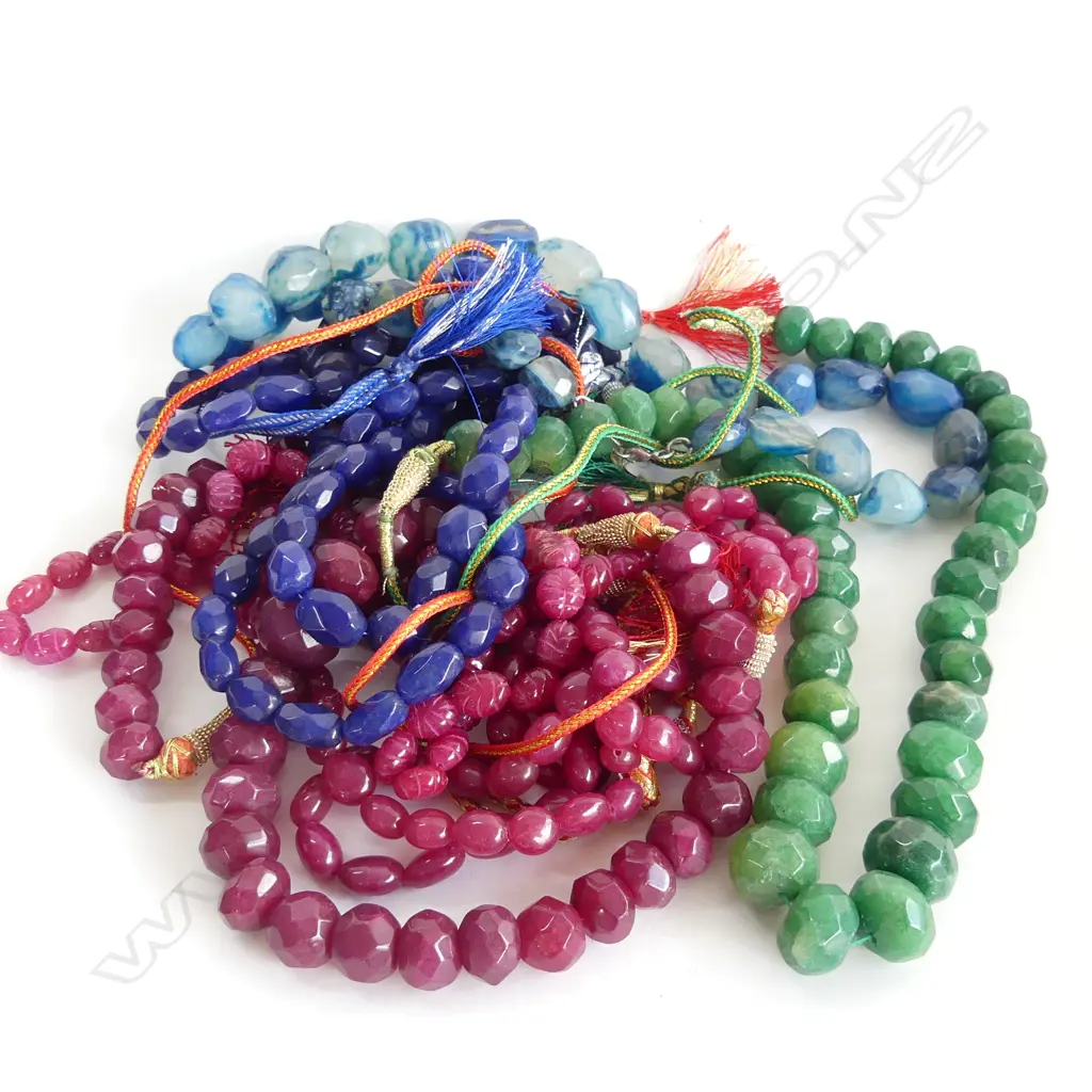 5 BEADED NECKLACES; DYED STONE, LAPIS? ETC Image 1++