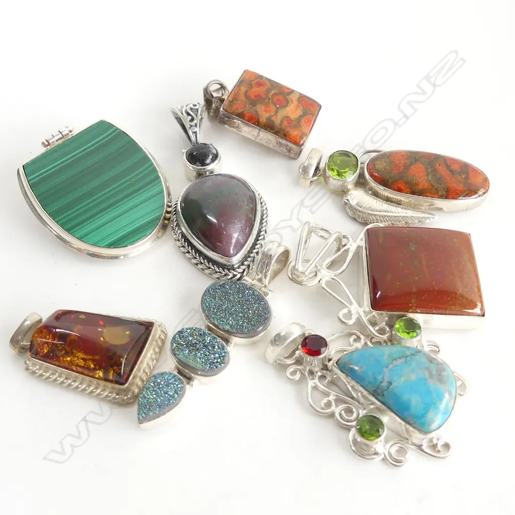 8 STG & SEMI PRECIOUS STONE PENDANTS 78 GRAMS Image 1++