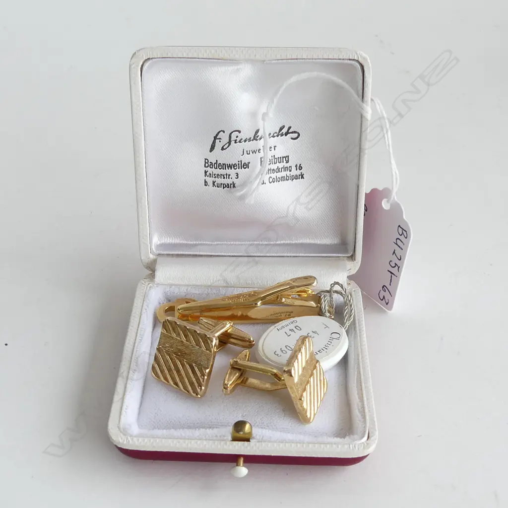 CHRISTIAN DIOR CUFFLINKS & TIE PIN - ORIGINAL SWING TAG Image 1++