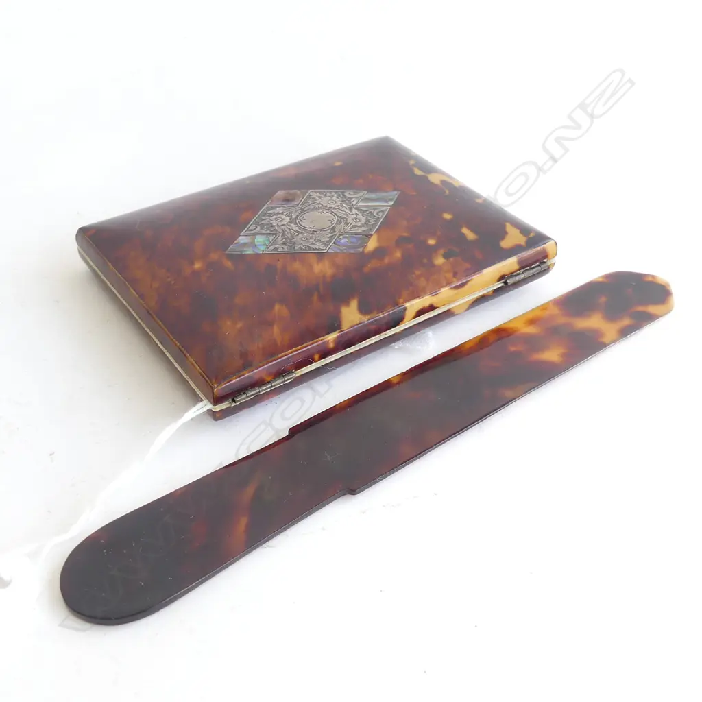 TOROISESHELL CARD HOLDER AF (REPAIRED INSIDE) & LETTER OPENER Image 1++