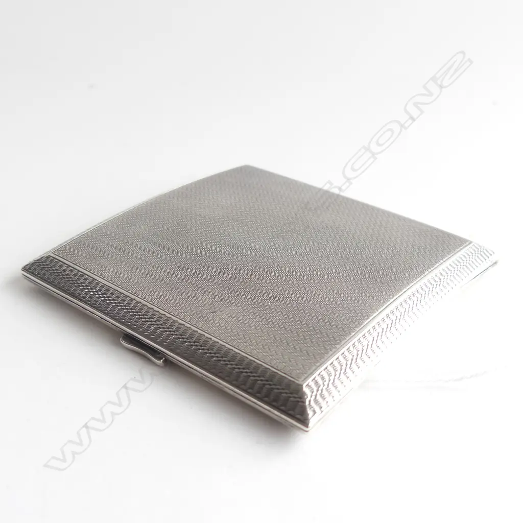 SILVER CIGARETTE CASE MACHINE ENGRAVED 114gms Image 1++