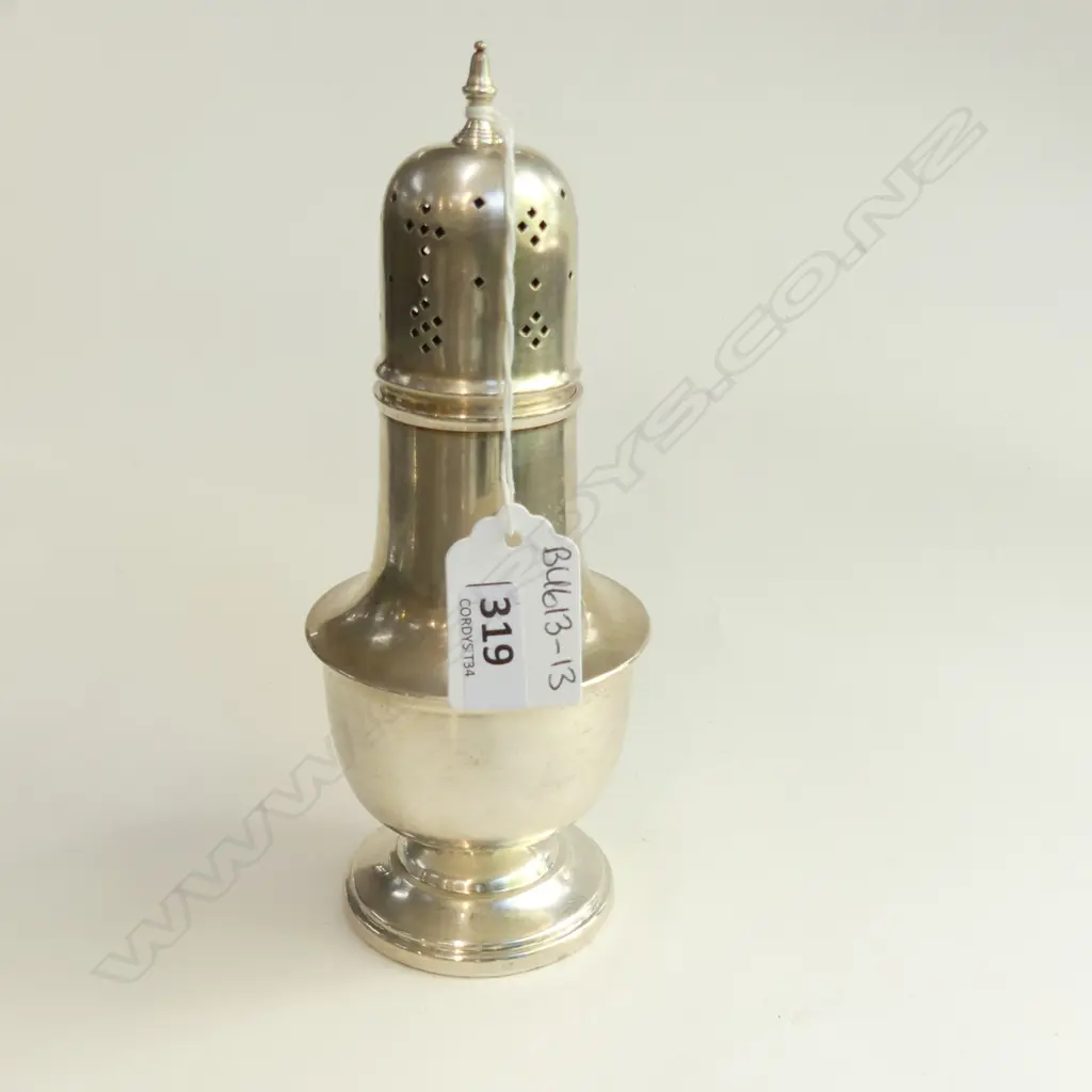 STERLING SUGAR SIFTER HALLMARKED SHEFFIELD 1945 H.185mm. 124gms Image 1++