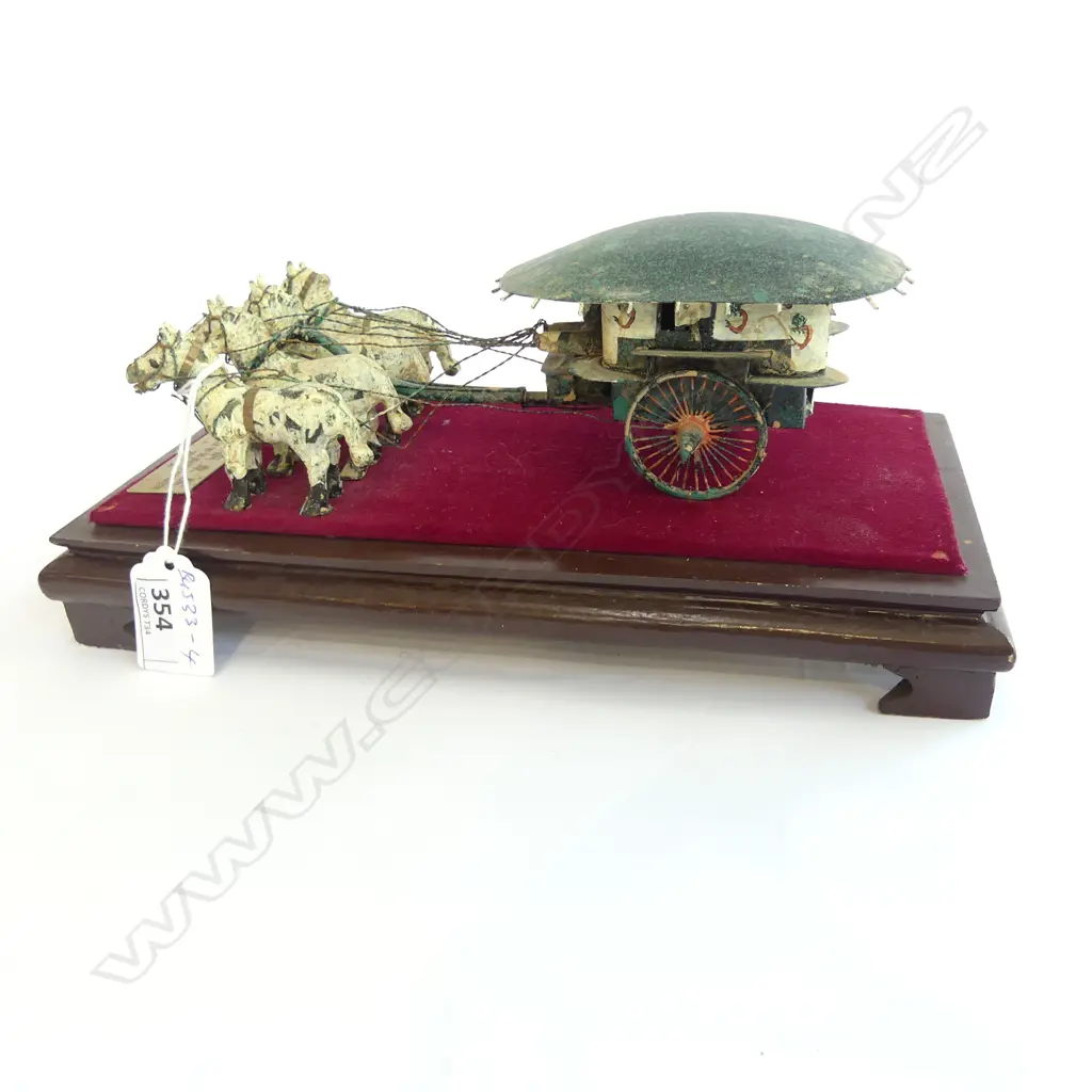 CHINESE COMMEMORATIVE BRONZE CHARIOT ON BASE 260MM Image 1++
