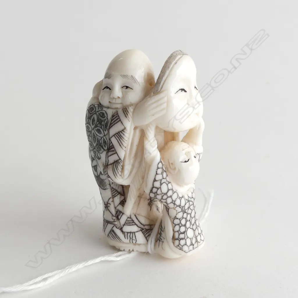 FINELY CARVED IVORY NETSUKE, ORIENTAL MAN & BOY WITH MASK , H 50MM Image 1++