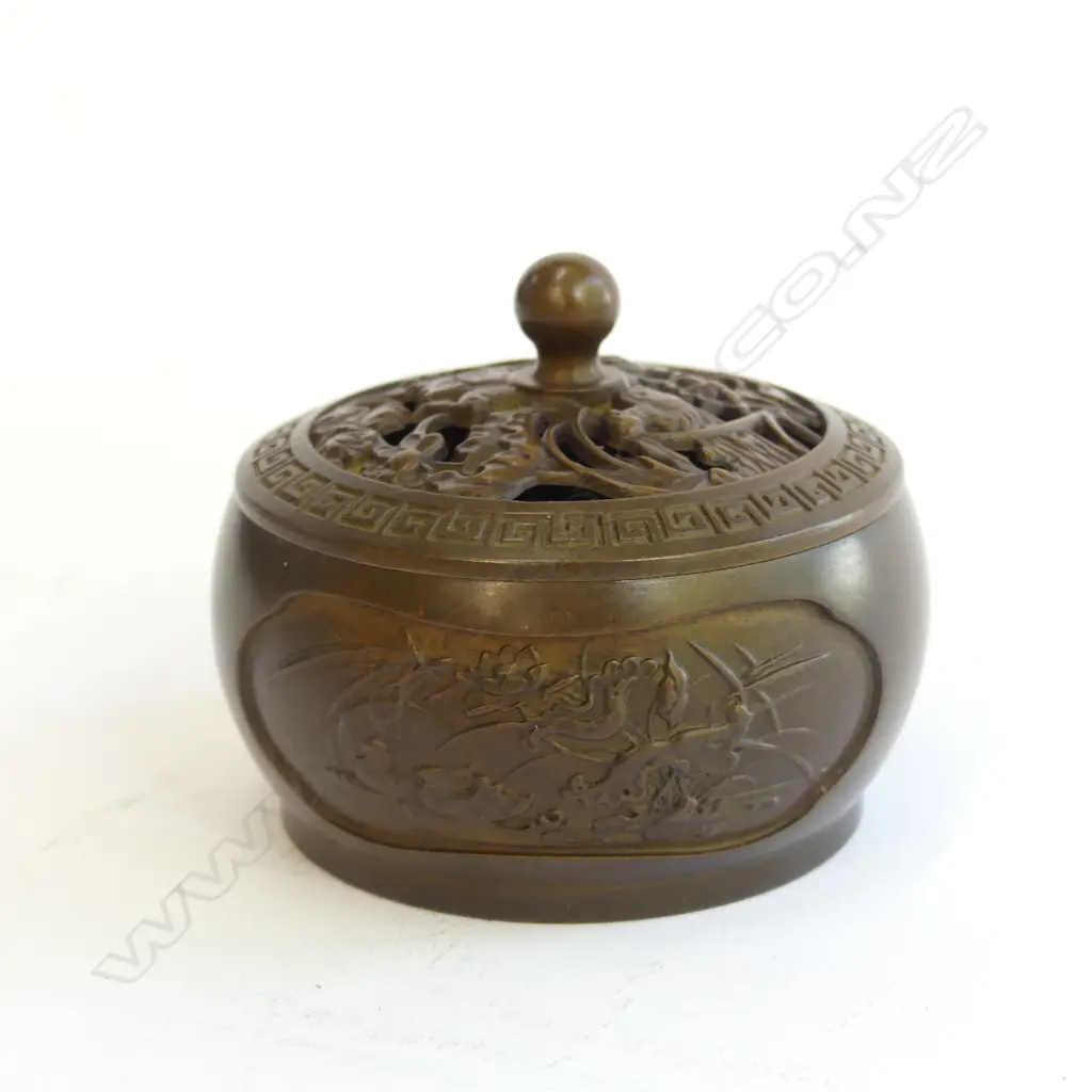 CHINESE BRONZE CENSOR  DIA. 77MM Image 1++