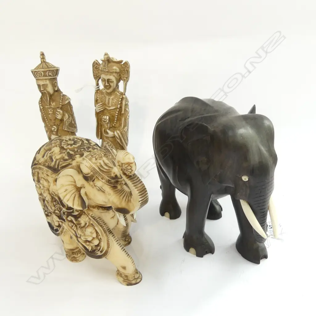 2 ELEPHANTS; CARVED EBONY & RESIN + 2 RESIN FIGURES H.165mm Image 1++