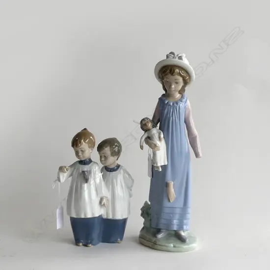 2 LLADRO FIGURES; PR CHOIRBOYS (H 175MM) & GIRL WITH DOLL (H 285MM) BOTH NEED REPAIRS
