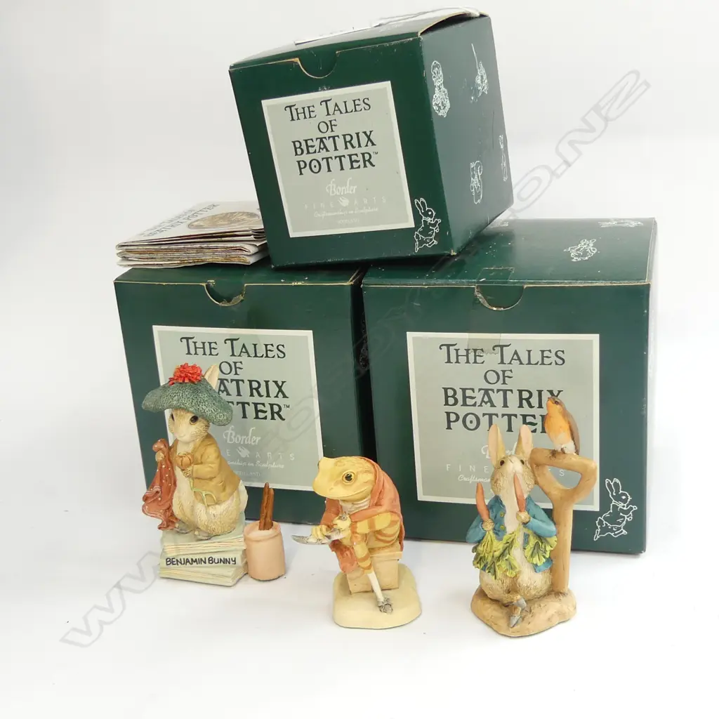 3 BEATRIX POTTER FIGURINES; BENJAMIN BUNNY, PETER RABBIT W RADISHES + ONE OTHER Image 1++