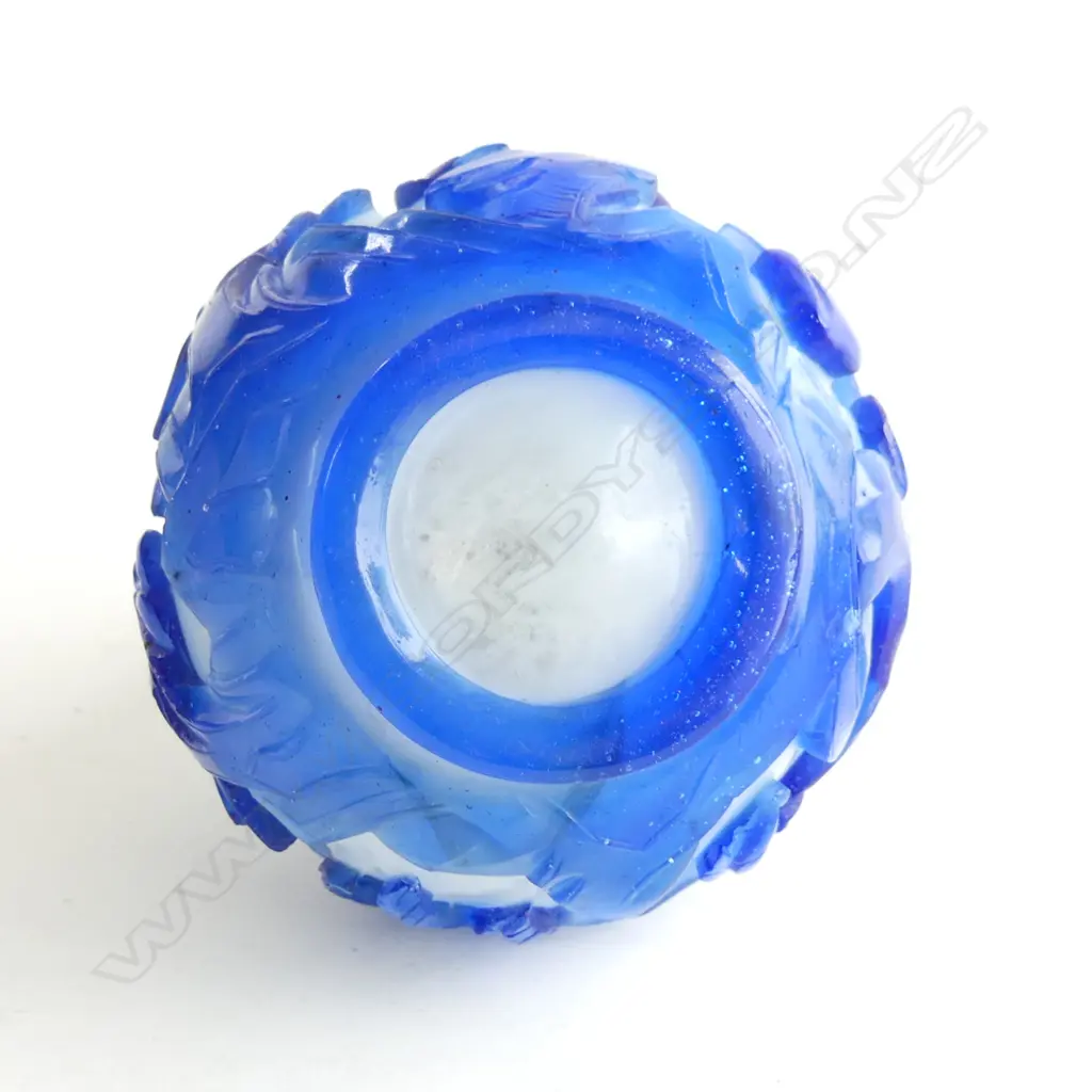 PEKING GLASS, BLUE OVERLAID WHITE, BOTTLE VASE. H.130mm Image 1++