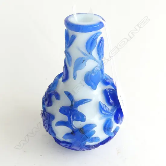 PEKING GLASS, BLUE OVERLAID WHITE, BOTTLE VASE. H.130mm