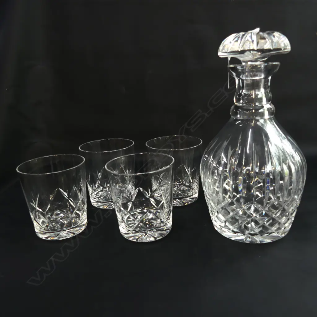 CUT CRYSTAL DECANTER + FOUR WHISKEY TUMBLERS Image 1++