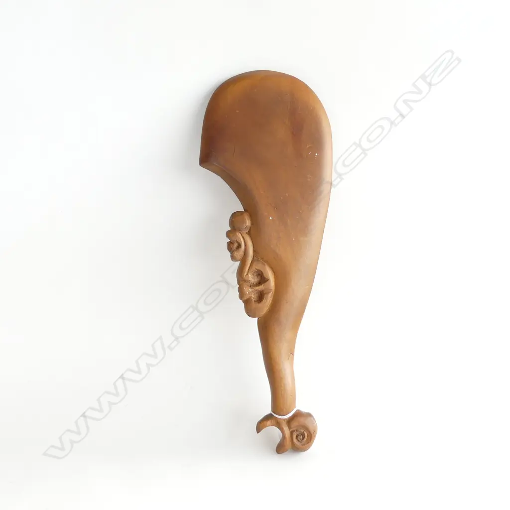 MAORI VINTAGE CARVED KAURI WAHIAKA  Image 1++