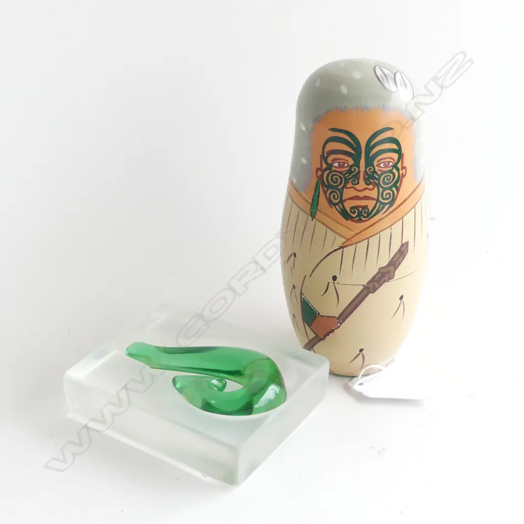 MAORI STYLE MATRYOSHKA RUSSIAN DOLL + ART GLASS HOOK Image 1++