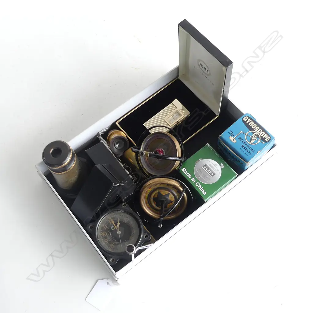 TRAY OF COLLECTABLES. 3 GYROSCOPES. TELESCOPE. POCKET MICROSCOPE. PLANE CLOCK..... Image 1++