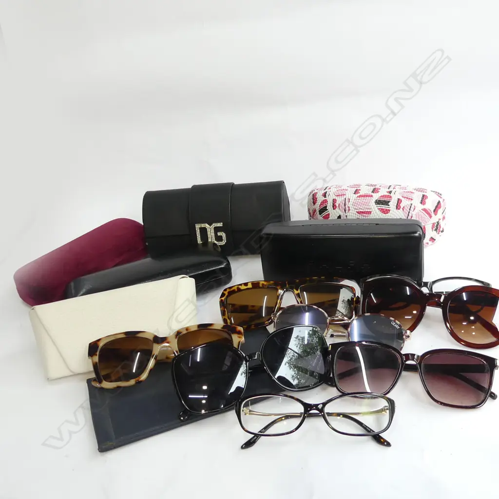 8 PRS LADIES SUNGLASSES (2 PERSCRIPTION) Image 1++