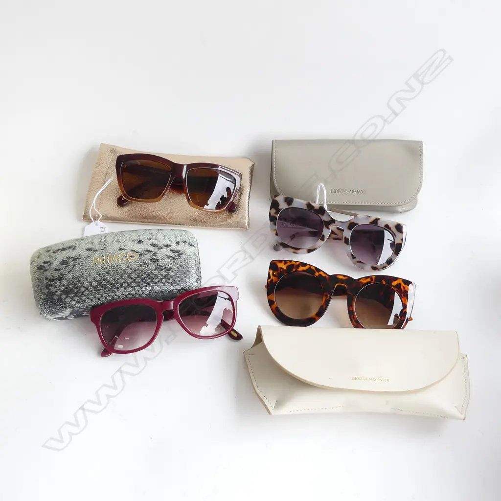4 PRS LADIES SUNGLASSES; SPANISH HAND MADE, MIMCO ETC Image 1++