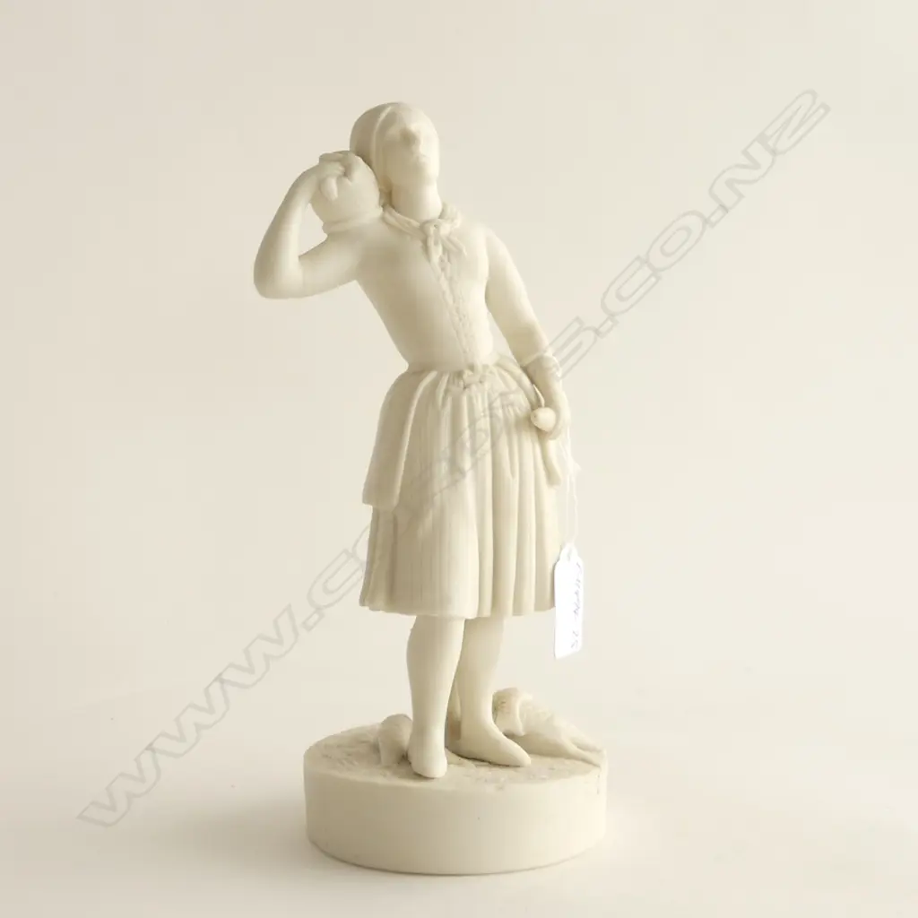 PARIAN FIGURE THE FISHERMAN'S WIFE W FISH H.235mm Image 1++