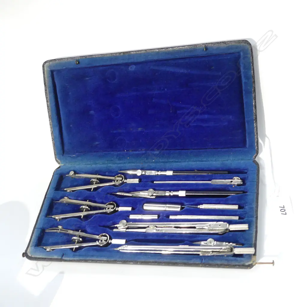 CASED DRAUGHTMAN'S SET OF INSTRUMENTS Image 1++