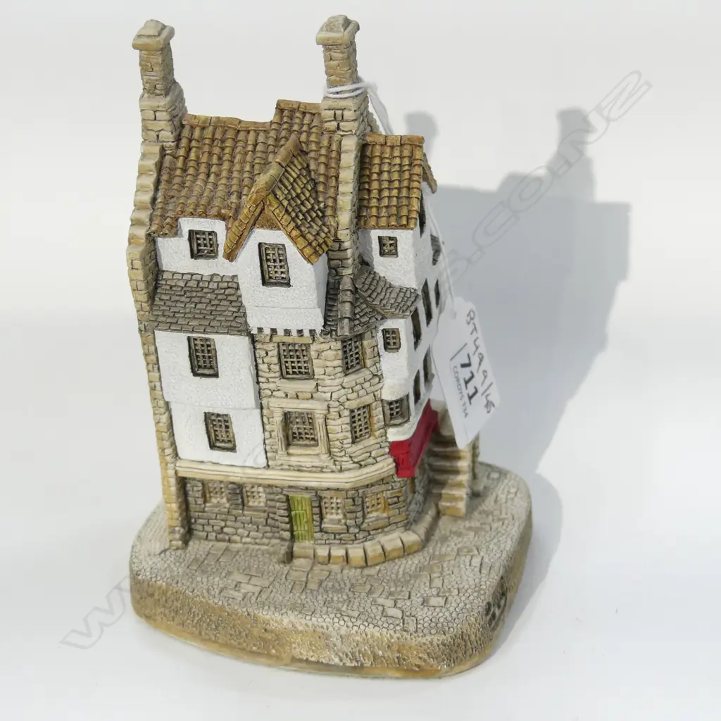 LILLIPUT HOUSE, JOHN KNOX HOUSE 140mm Image 1++