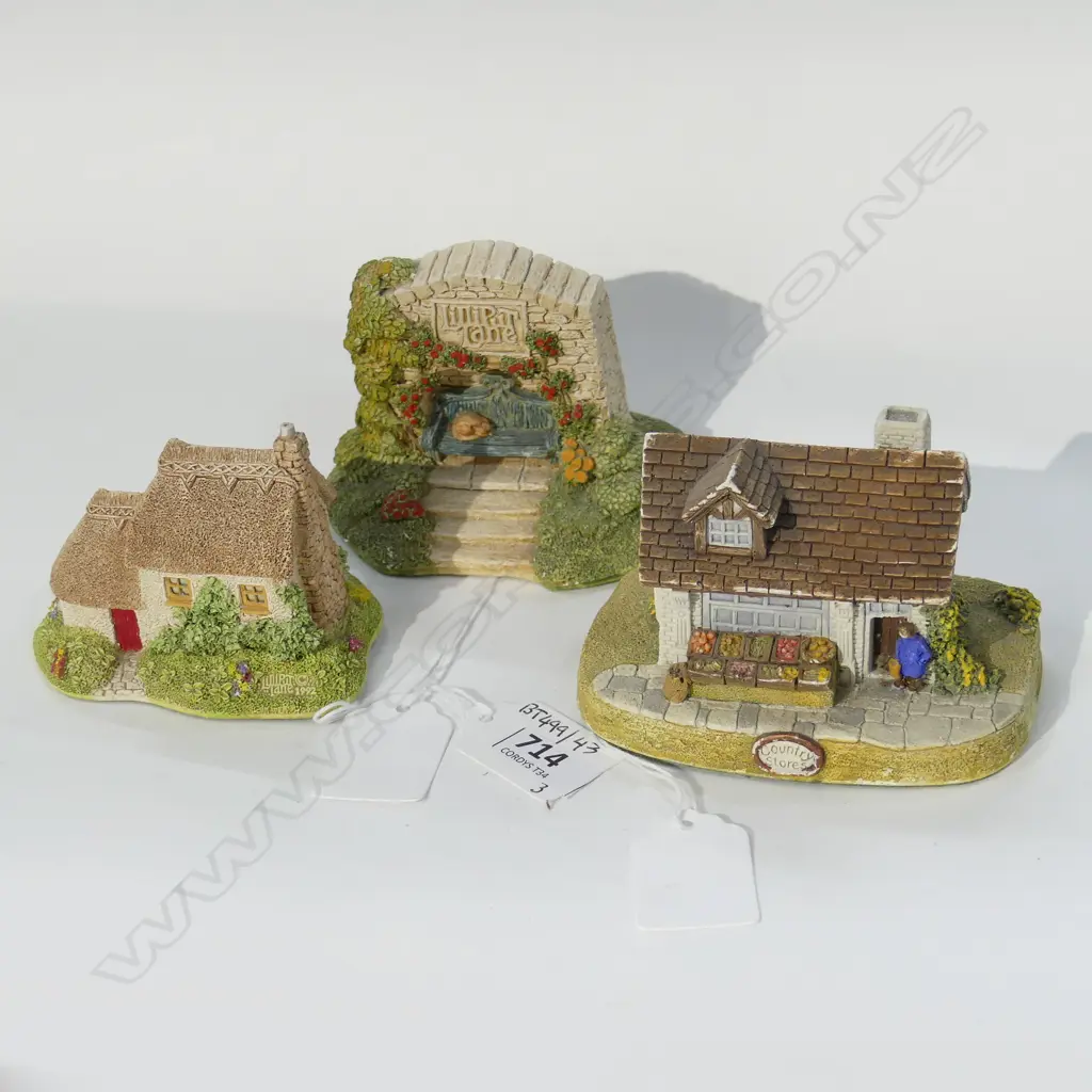 3 SMALL LILLIPUT HOUSES, COUNTRY STORE, PUSSY WILLOW & COSY CORNER 70mm Image 1++