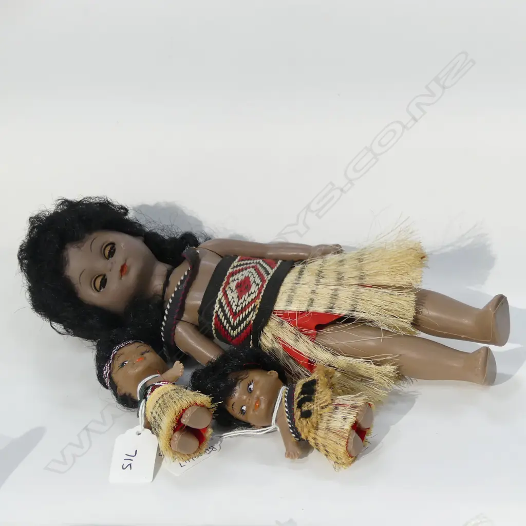 3 KIWIANA SOUVENIR DOLLS TALLEST 280mm Image 1++