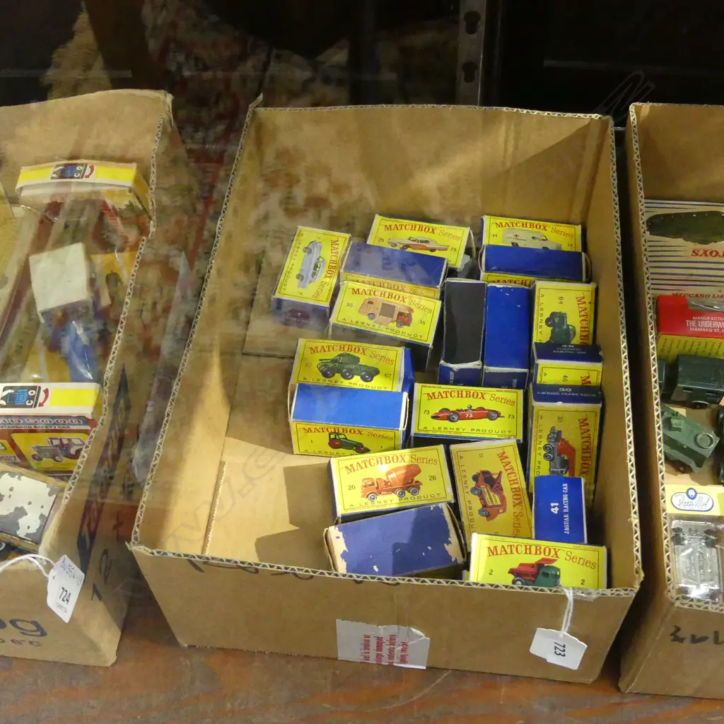 SM BOX VINTAGE MATCHBOX CARS - ALL IN ORIGINAL BOXES (1 EMPTY) Image 1++