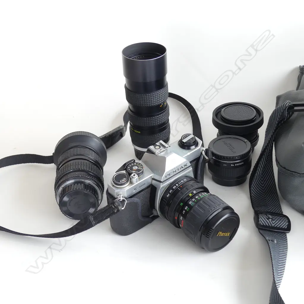 PENTAX K100 CAMERA + ASST. LENSES IN CASE Image 1++