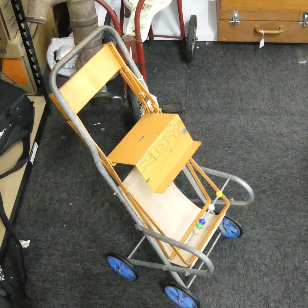 VINTAGE SM TOY STROLLER & SM ORANGE METALFOLDING DOLLS HIGH CHAIR H. 480MM Image 1++