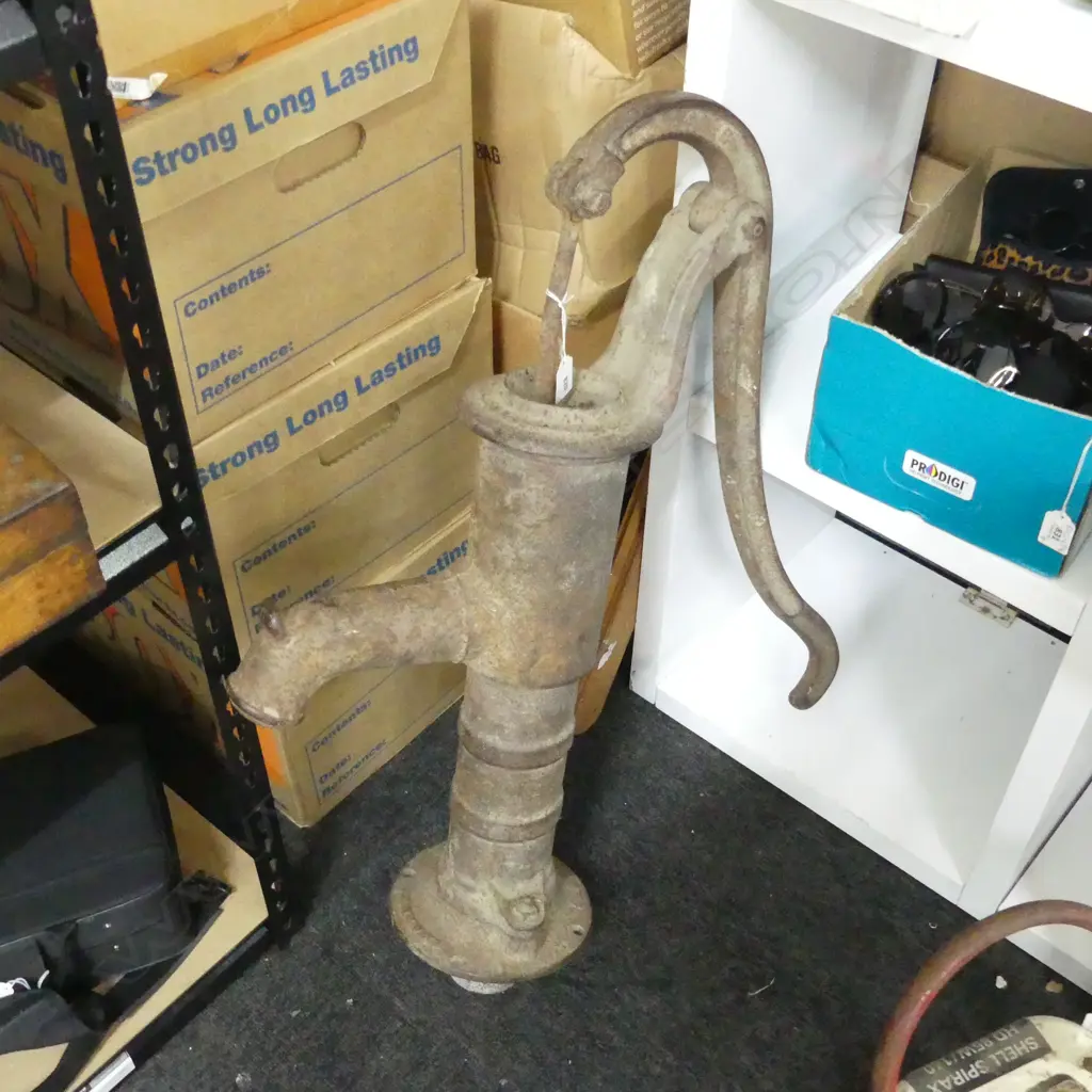 VINTAGE CAST IRON WATER PUMP L 800MM Image 1++