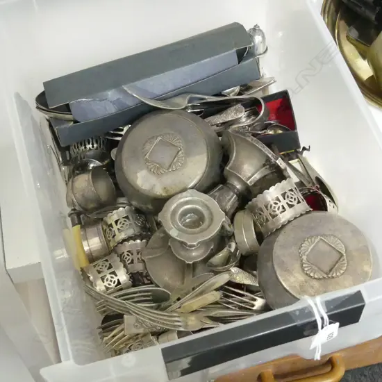 BOX OF ASSORTED EP
