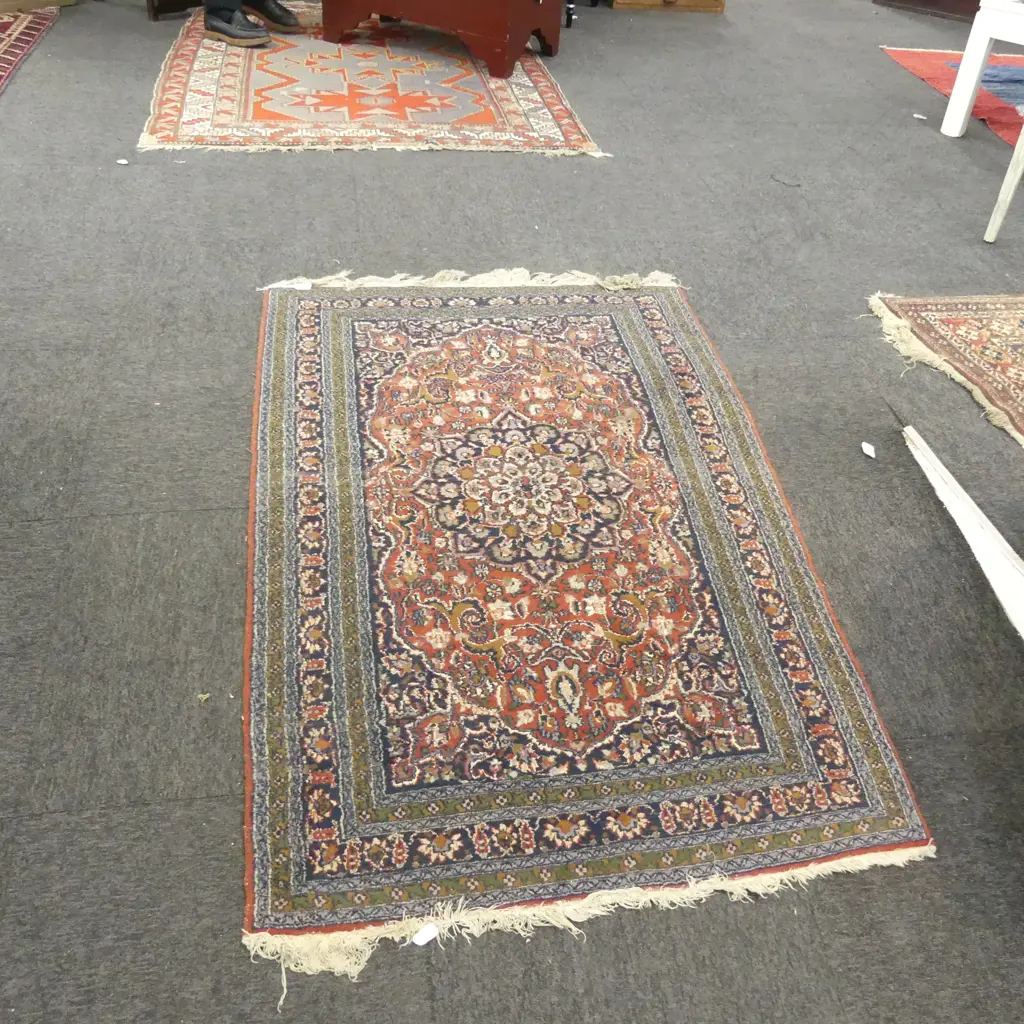 HAND KNOTTED WOOL PILE RUG 1400x940mm Image 1++