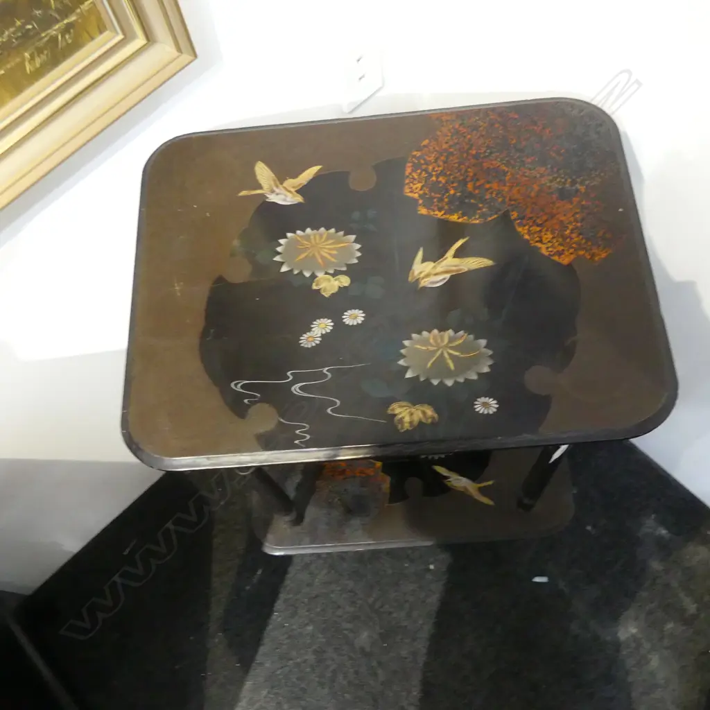 LACQUERED ORIENTAL SIDE TABLE 510x380x750mm Image 1++