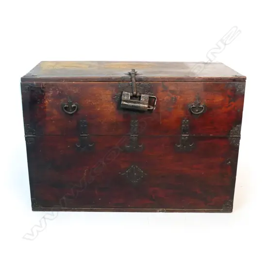 OLD LARGE ANTIQUE KOREAN CHEST, 1075 x 500 x 720mm