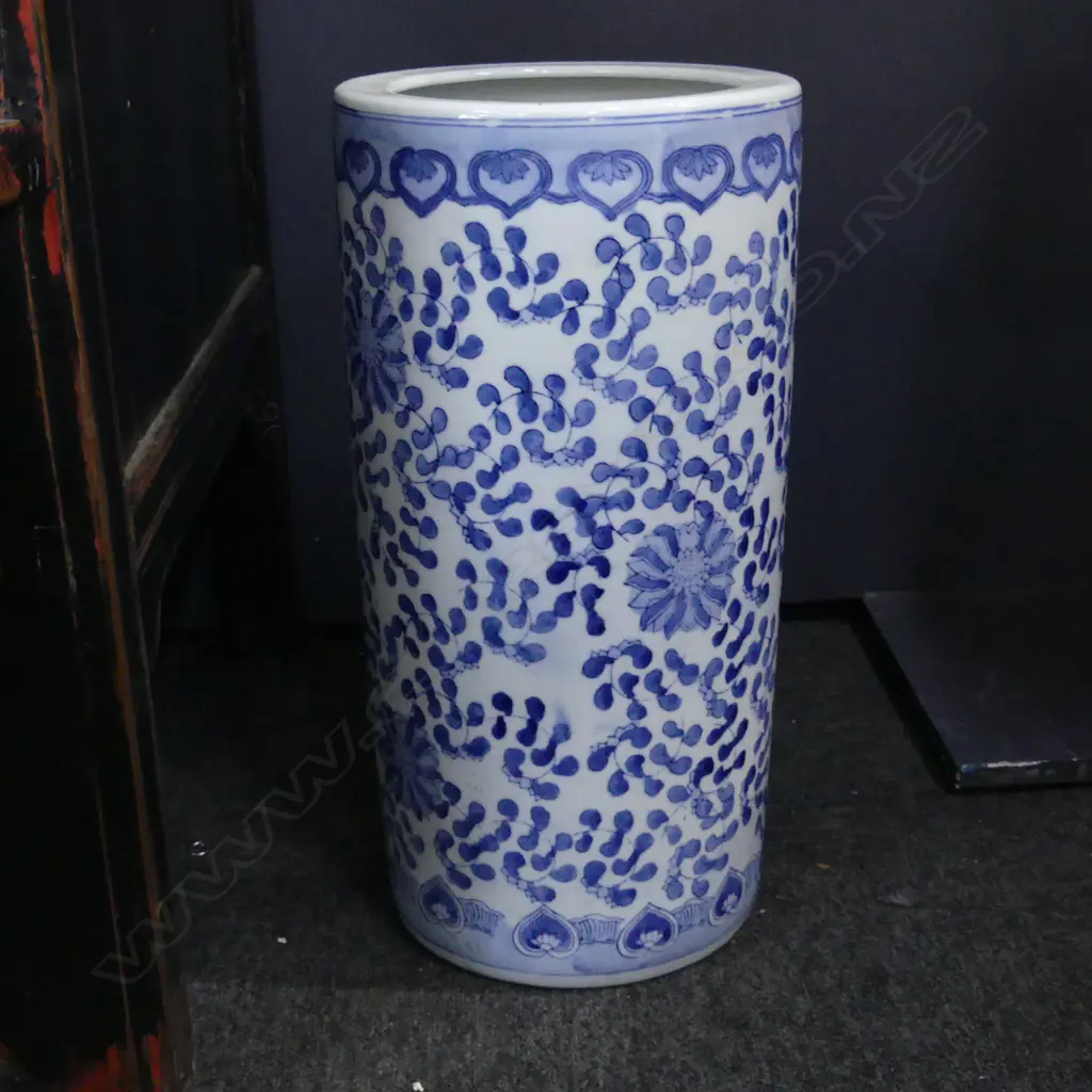 B/W UMBRELLA STAND H.465mm Image 1++