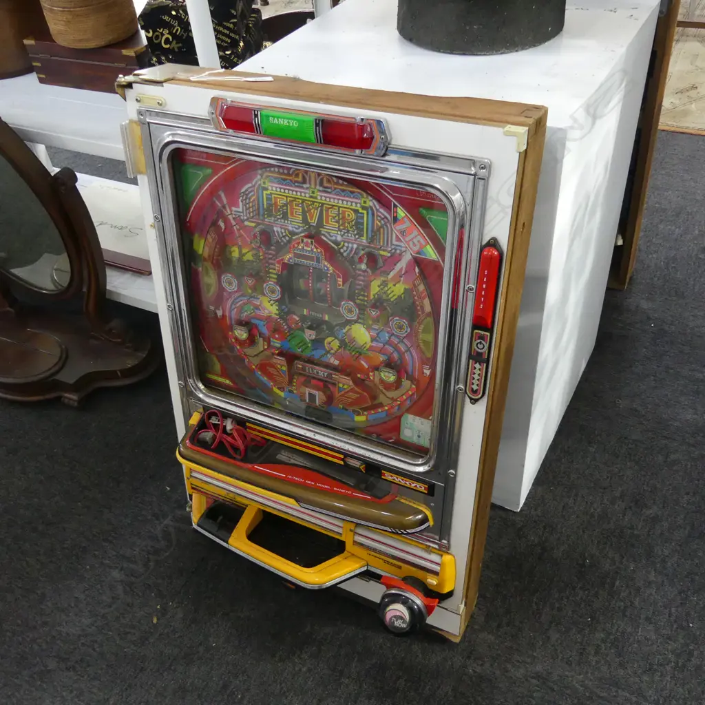 VINTAGE  PINBALL MACHINE  800 X 520MM Image 1++