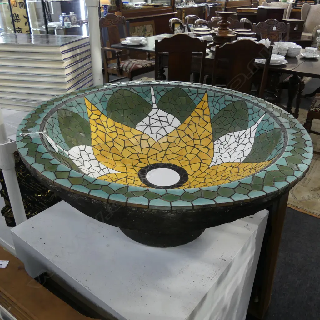 MOSAIC CONCRETE GARDEN FEATURE DIA650 X 300MMH Image 1++