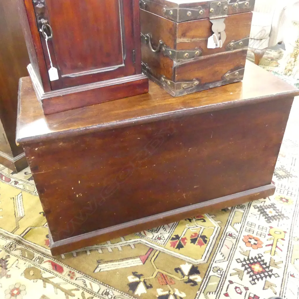 VINTAGE CHEST 915x470x500mm Image 1++