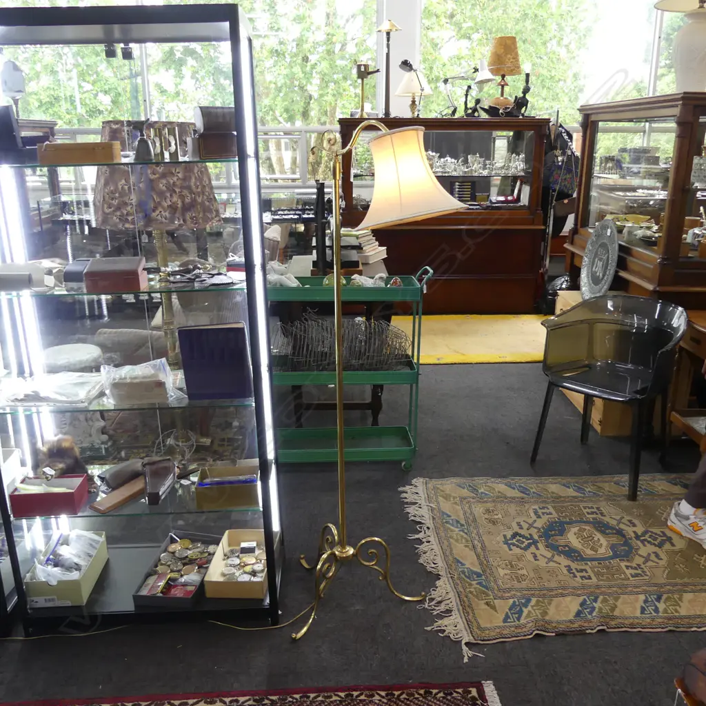 BRASS FLOOR LAMP H. 1520MM Image 1++